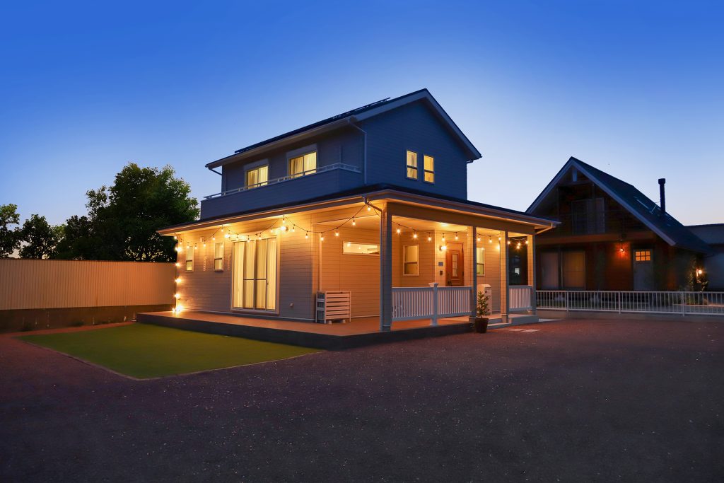 海外ドラマのように 時間が経っても味があるカバードポーチのある住まい 三重県 愛知県 岐阜県の注文住宅ならアサヒグローバルホーム